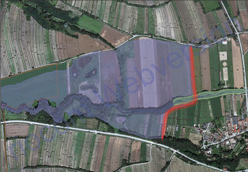 Dammverlauf des Rückhaltebeckens inkl. Aufweitung der Pulkau flussab und künftige Überflutungsfläche bei HQ100, Stand September 2013